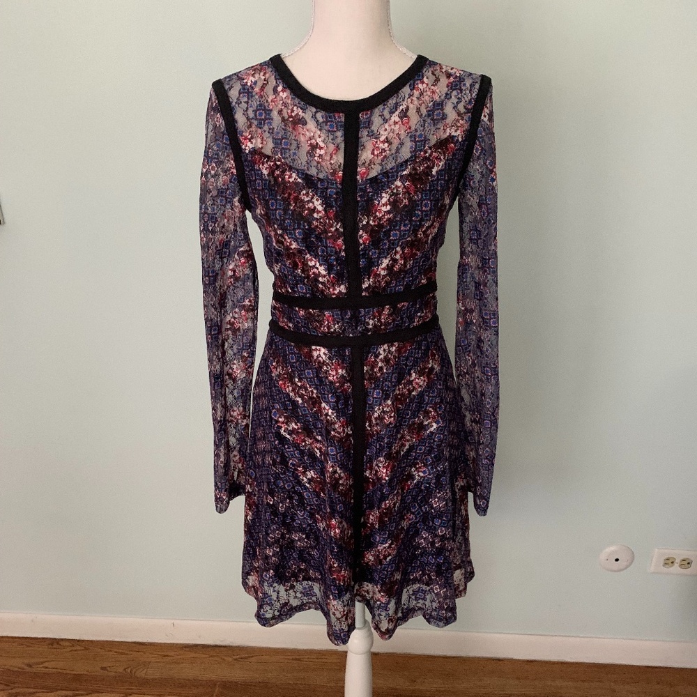 Xhilaration Long Sleeve Lace Dress